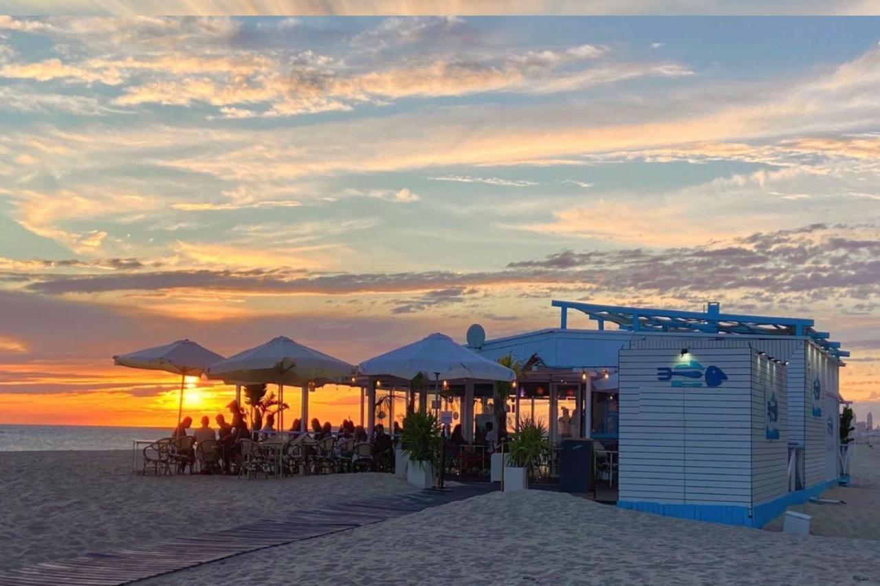 Romantica Vista Al Paseo Maritimo De Cadiz Bagian luar foto